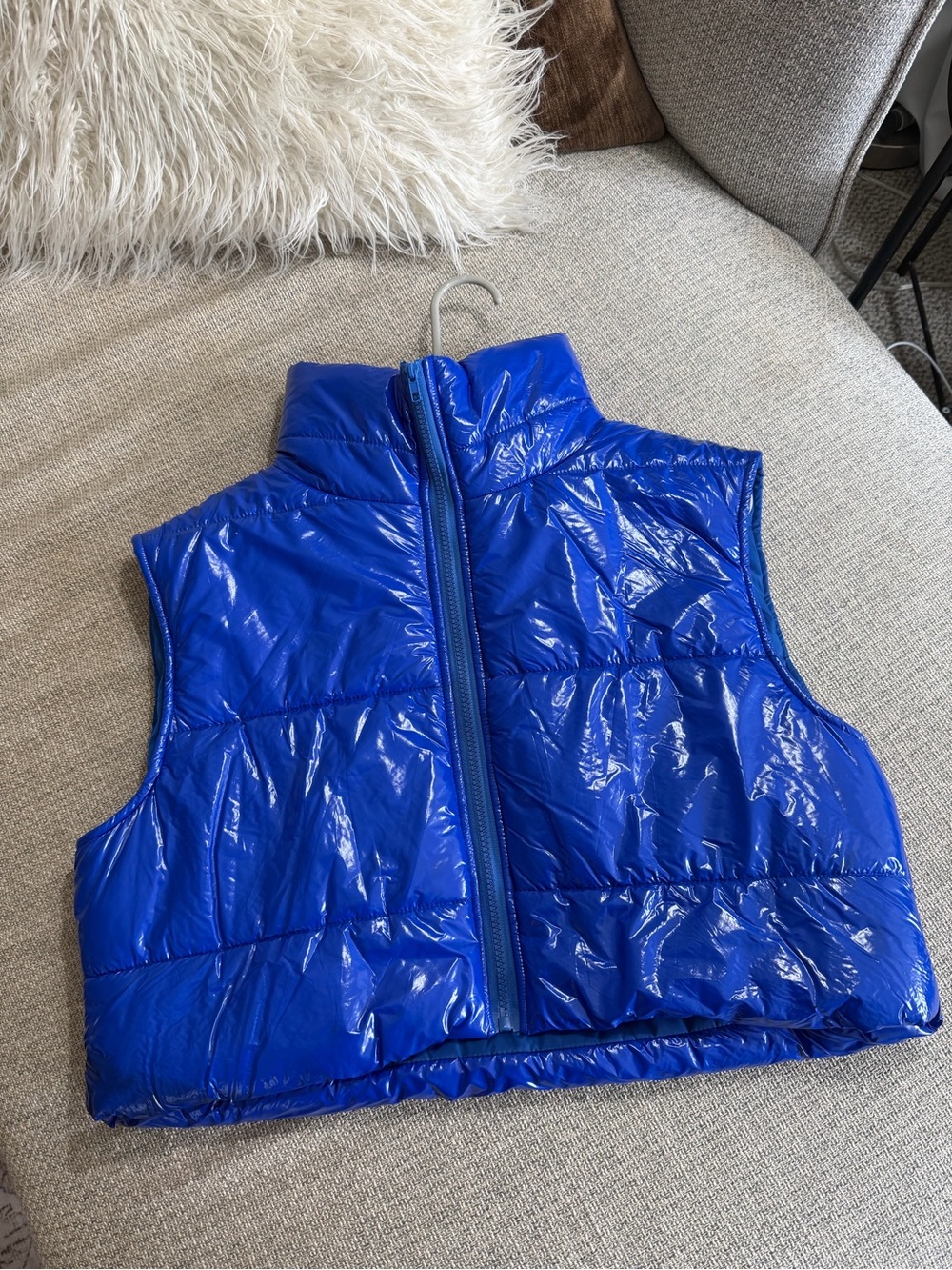 Shiny Blue Cropped Puffer Vest